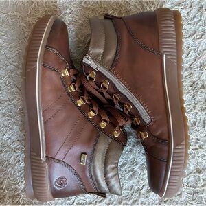 Remonte Maditta 81 Water Resistant High Top Sneaker